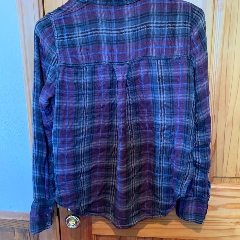 Women’s xs flannel